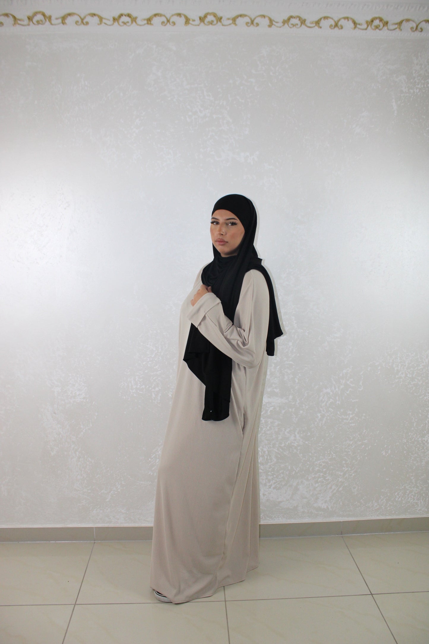 Ribbed Knit Abaya Beige